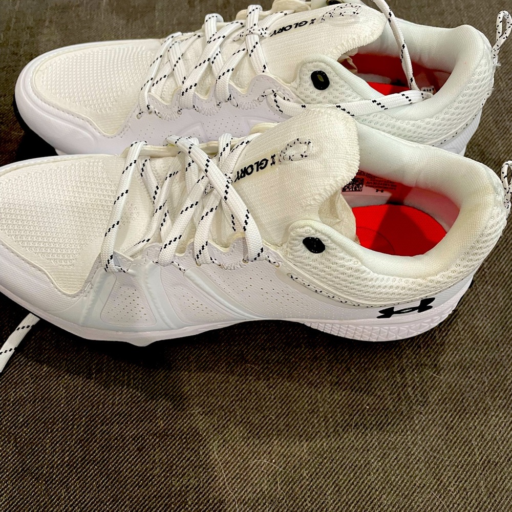 Under Armour size 9 Glory Turf lacrosse cleats NEW - never worn